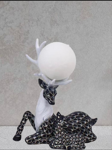 Deer Artefact 
Animal Artefact