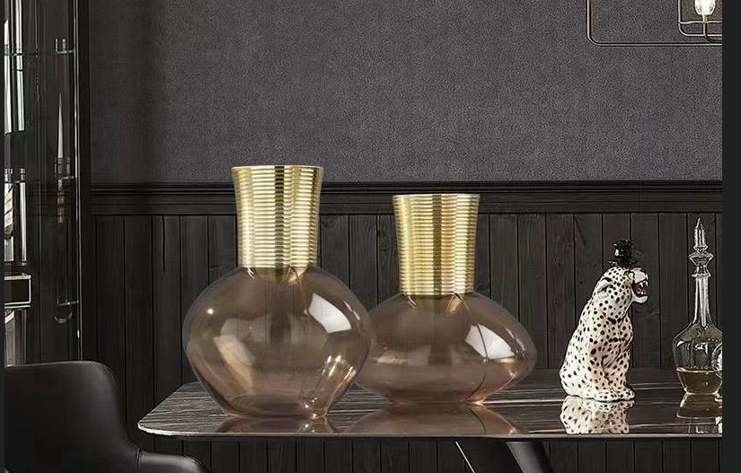 Glass Flower Vase
Brown Colour Flower Vase