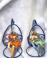 Load image into Gallery viewer, Couple Artefact 
Artefact For Home Decor 
Swing Couple Artefact For Home Decor