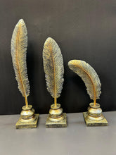 Load image into Gallery viewer, Golden Colour Feather Artefact For Home Decor
Feather Artefact