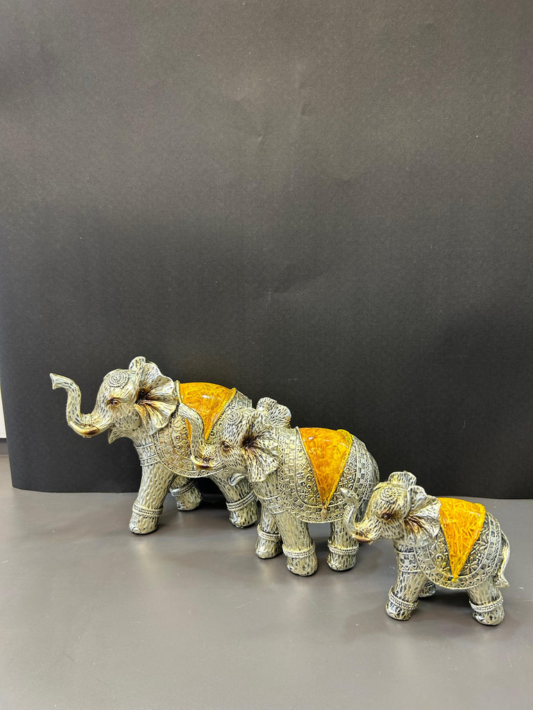 Royal-Style Three-Pair Decorative Elephant Artefact For Home Decor