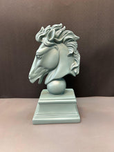 Load image into Gallery viewer, Horse Grandeur Resin Sculpture (P.P)