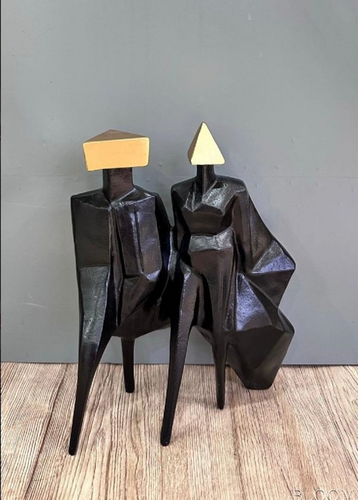 Humanoid Black Colour Artefact