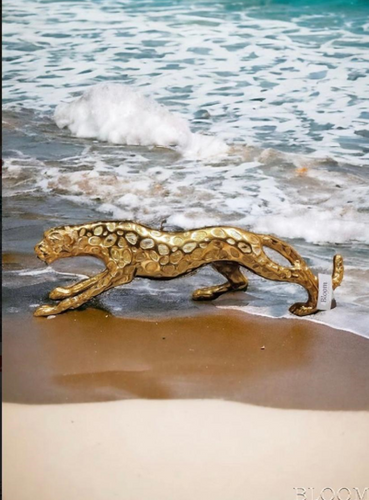 Majestic Leopard Artefact Striking Decorative Accent