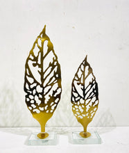 Load image into Gallery viewer, Glass Tree Leaf Metal Decoration Perfect for TV Stands, Living Rooms, and More (set)