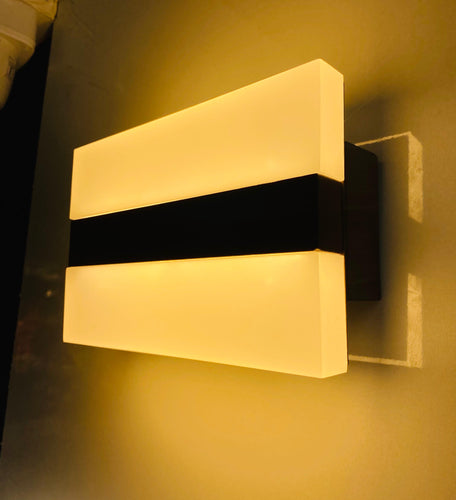 Rose Gold Wall Mount Light - A Touch of Elegance for Any Room