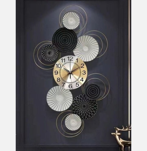 Artful Precision: 8-Circle Wall Clock for Modern Living