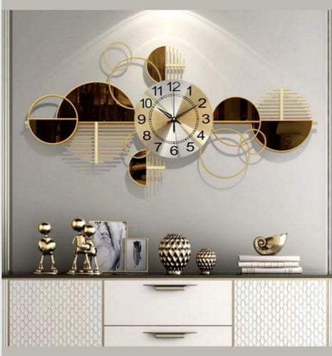 Exquisite Golden Bubble Wall Clock – Unique Design for Sophisticated Spaces