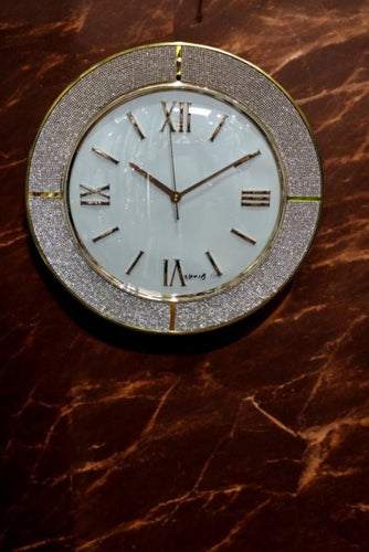 Golden Glow: Diamond-Coated Luxury Wall Clock