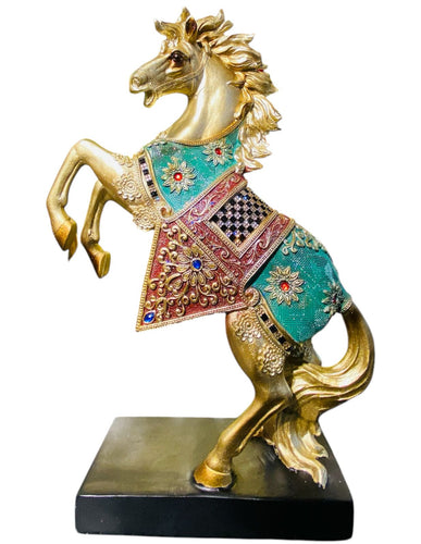 Traditional Horse Showpiece (Ashwarudh)