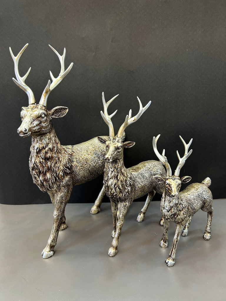 Elegant Deer Artefact For Home Decor (set)