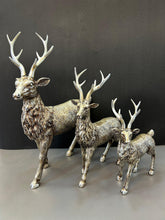 Load image into Gallery viewer, Elegant Deer Artefact For Home Decor (set)