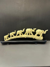 Load image into Gallery viewer, Five Elephant Artefact Frame Decorative Display For Home and Office Decor