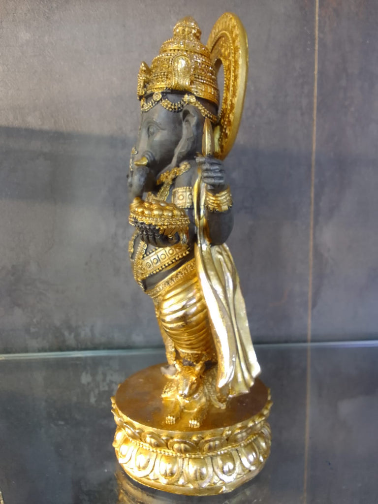 Gold-Trimmed Ganesh Ji Idol with Elegant Design