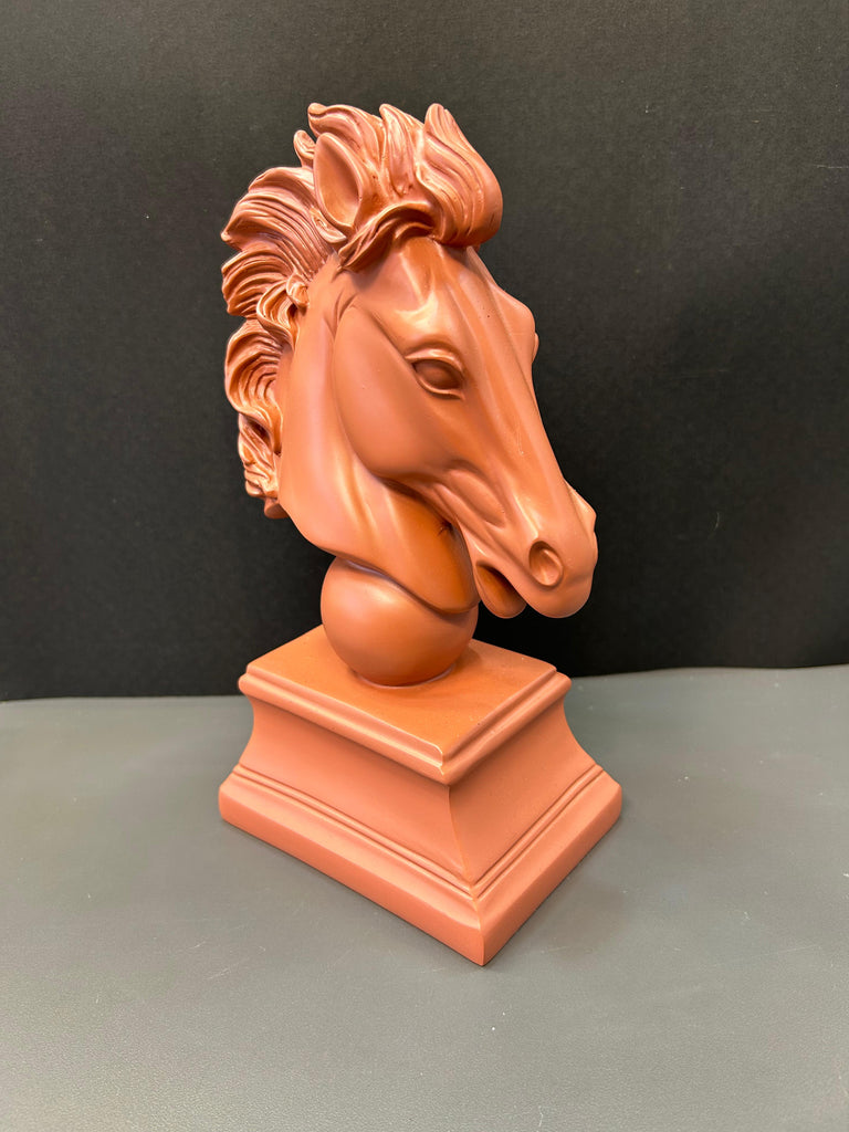 Exquisite Horse Artefact for Home and Office Decoration (P.P)