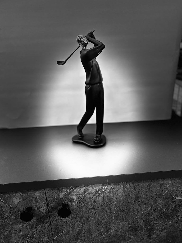 Elegant Golfing Artefact for Stylish Home and Office Decor (P.P)