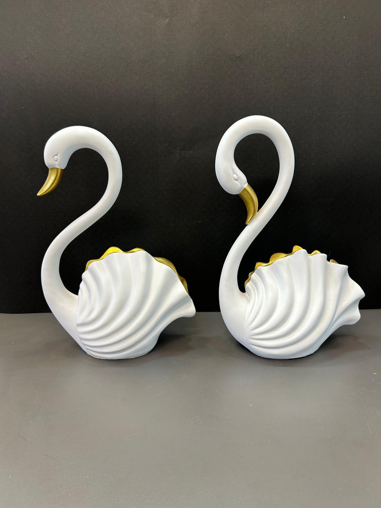 Elegant White Swan Decorative Artefact (set)